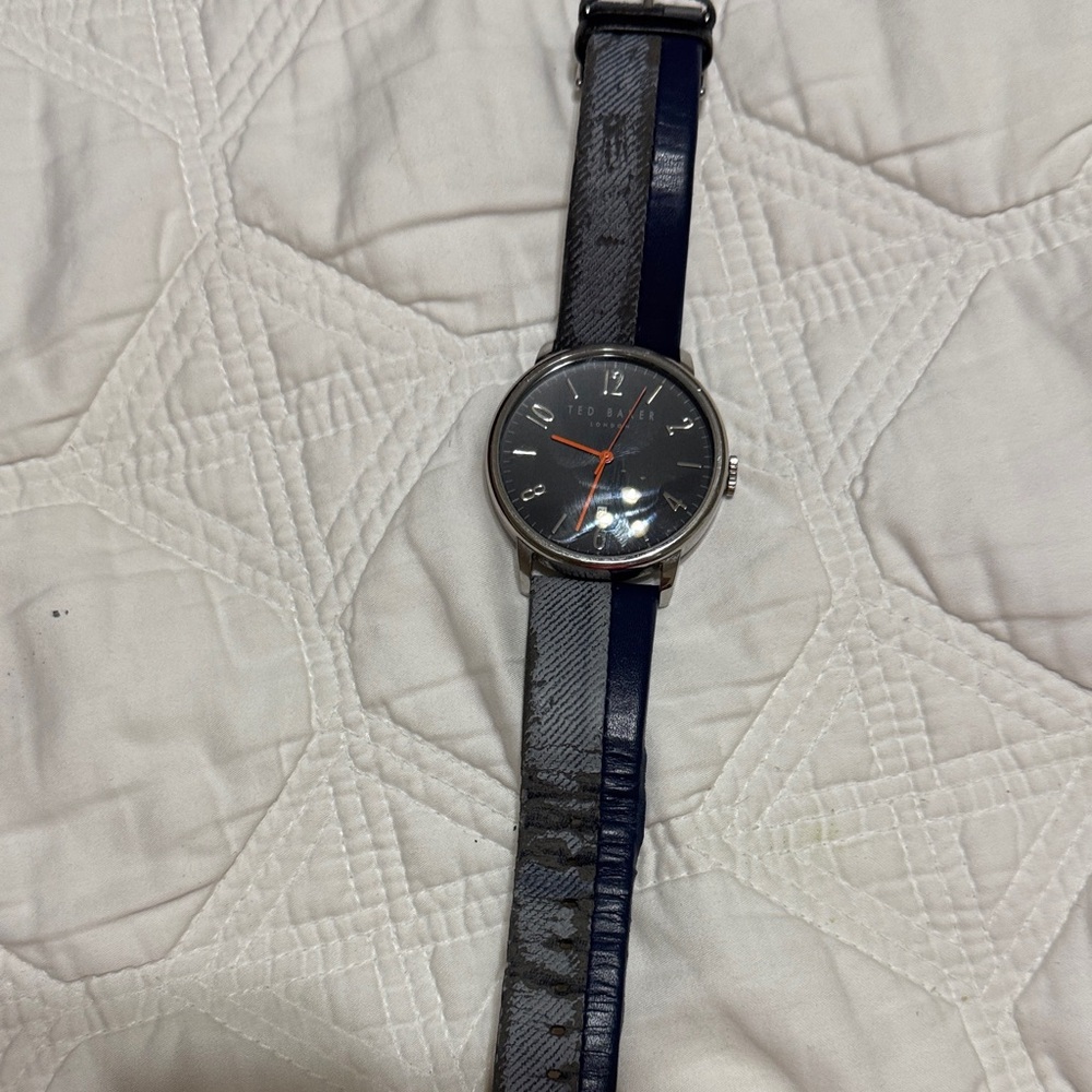 Ted baker Black and Blue Watch with Silver Accents needs new  Men and woman